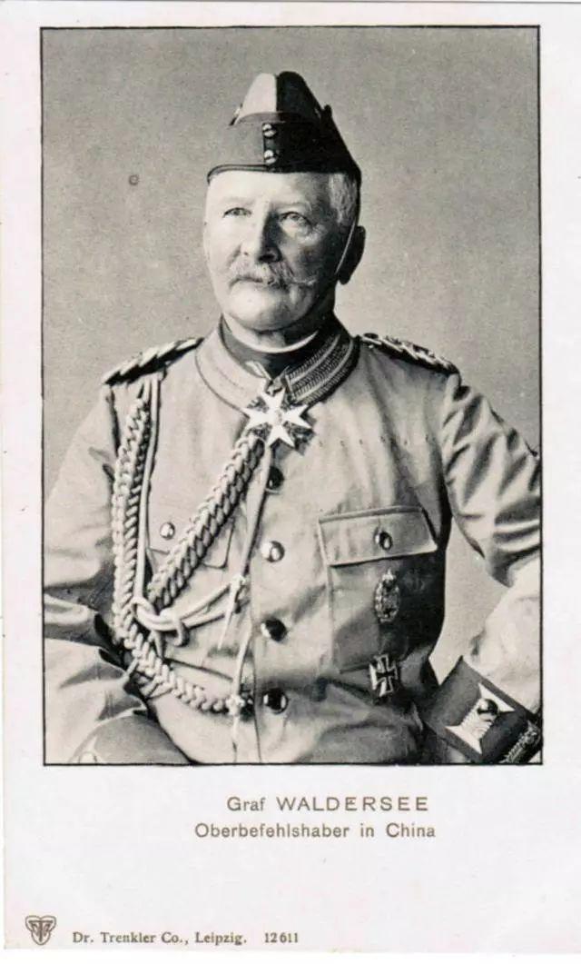 赛金花$近代2人坐过龙椅结果怎样了故宫龙椅为何一般人不敢坐