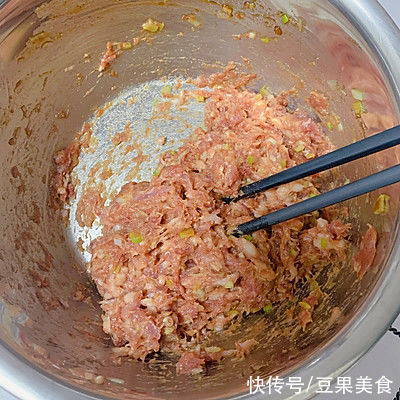 #我心中的冬日限定#宴客菜 年夜饭必备 炸茄盒 鱼香茄盒