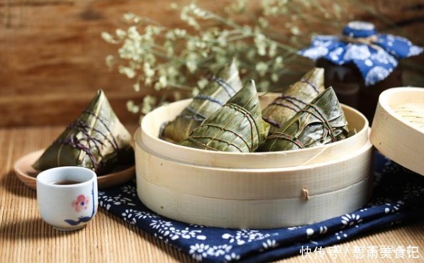 好吃|想吃粽子不用买,用个塑料瓶就能包!不松散不漏米,比买的还好吃