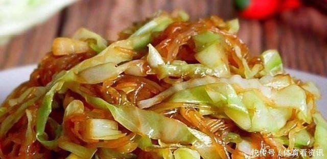 晚餐|既是菜也是主食，晚餐照着做，低脂健康，胖子越吃越瘦