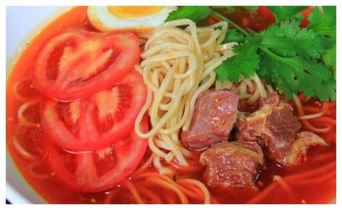 爱心|孩子开学每天早上去学校要吃早餐，多吃爱心早餐，营养滋补