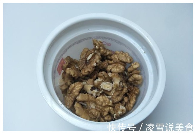 破壁机食谱,懒人版南瓜粥,香浓细腻,闻上去就很香