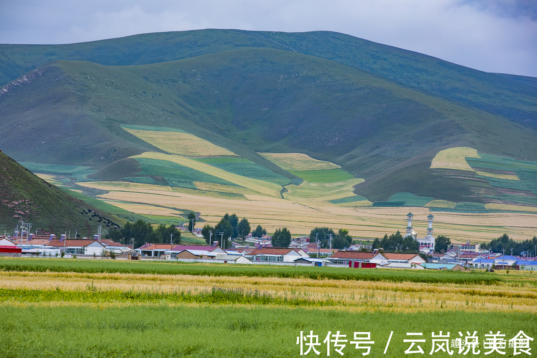 门源|青海门源这条瀑布很神奇，从悬崖山洞流出，峭壁上达摩像若影若现