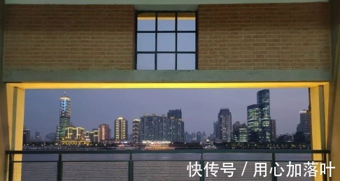 板柱|新生!百年时光“编织”的毛麻仓库,成为沪上新的时尚潮流集聚地……!