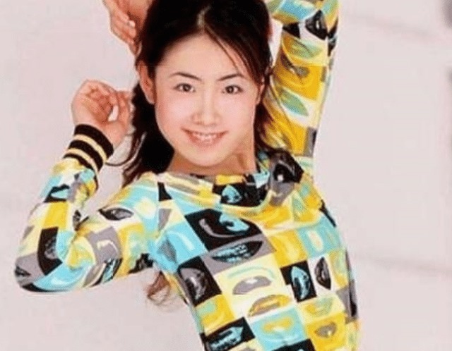 因太漂亮被趙本山力捧，卻拒絕飯桌潛規(guī)則，現(xiàn)退圈教書自在生活