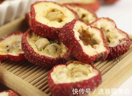 枸杞|山楂配此物这样喝,等于运动半个小时,连喝一周,瘦成小蛮腰