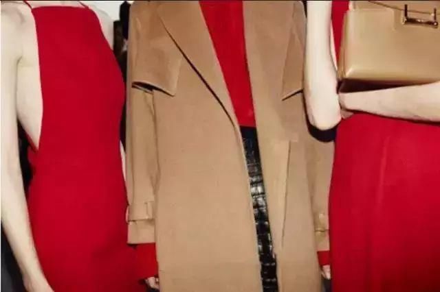 最显“贵”的驼色大衣,原来这样穿才最时髦!