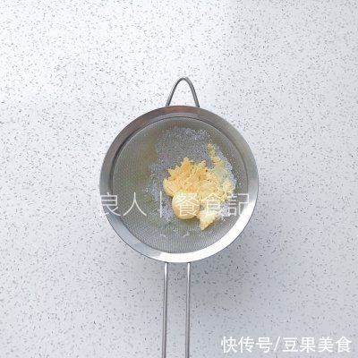 丘比香|#丘比三明治#又软又嫩｜满足食欲「超嫩鸡蛋三明治」