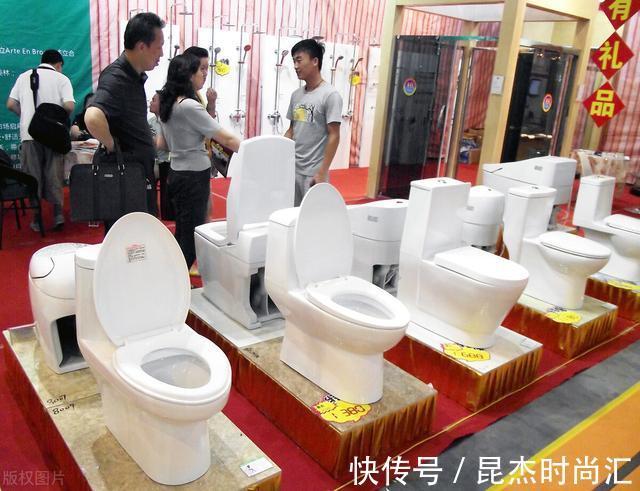 盖板|马桶店销售：买马桶，别听商家“自卖自夸”，认准这几个方面就够