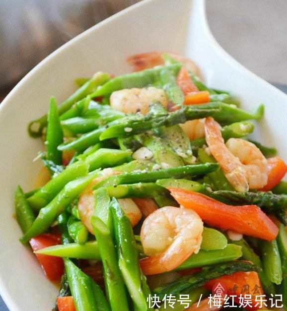 适量|夏天晚餐吃此菜,简单炒一炒,清香爽口,敞开吃也不会长胖