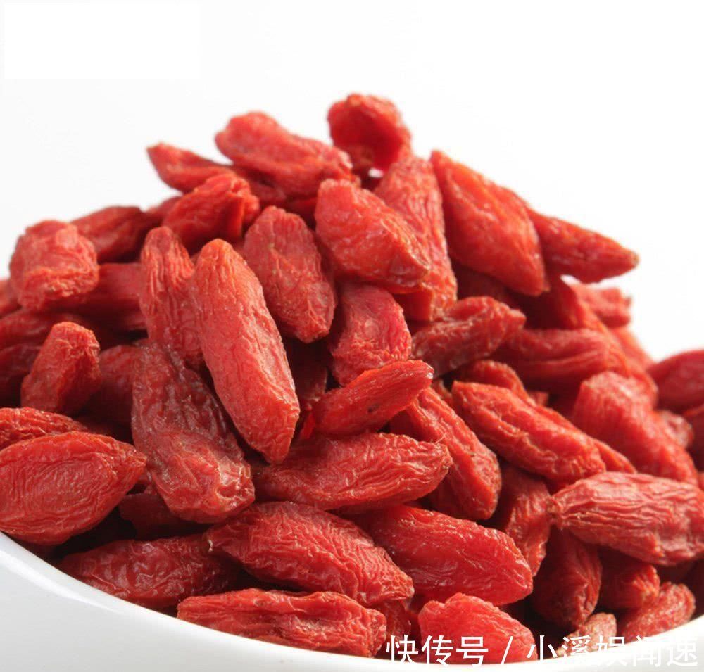 黑木耳|别看它不起眼, 却是高血脂的“死对头”, 常吃远离血栓困扰