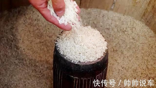 梁中书$水浒中杨志丢了10万贯生辰纲,换算成现在的货币,相当于多少钱?