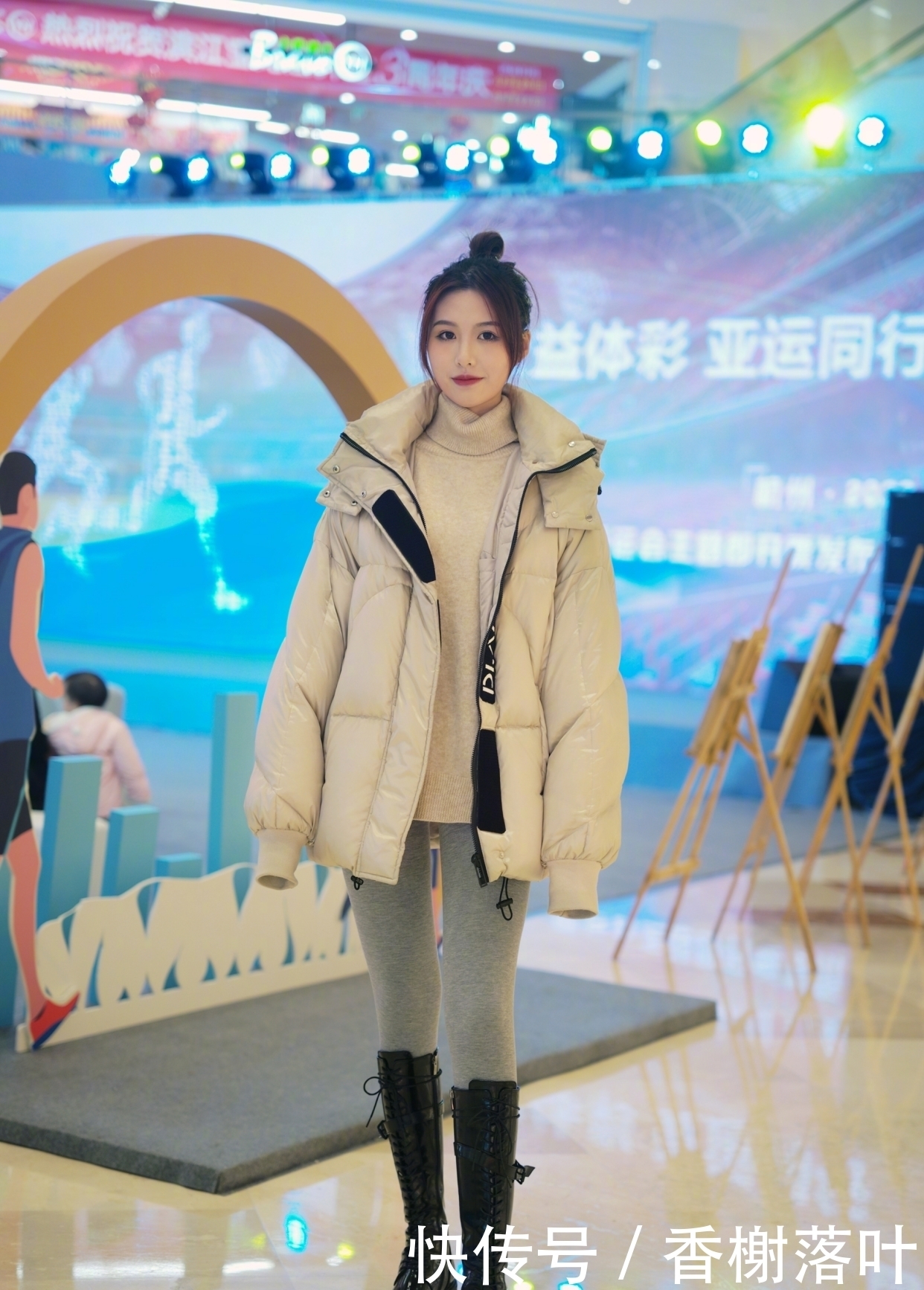  宽松版型|有一种羽绒服，叫“过腰不过膝”，时髦保暖又显高，很适合小个子