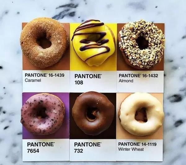 设计师|设计师是好色之徒吧不然怎么能拍出这组创意十足的食物色卡