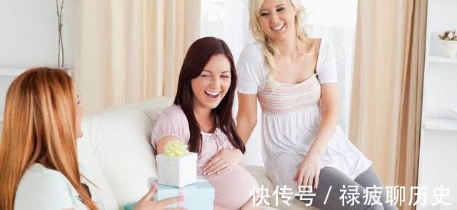 孕妇|为啥很多孕妇怀孕了还坚持上班?上班虽辛苦,这些好处却也很实在