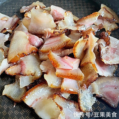 #我心中的冬日限定#腊猪头肉炒蒜苗豆干