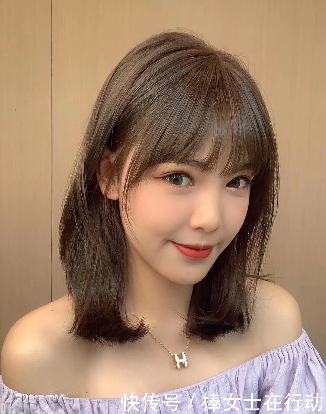 夹板 越来越多女性发型这样剪，瘦脸减龄好打理，让你美到上瘾