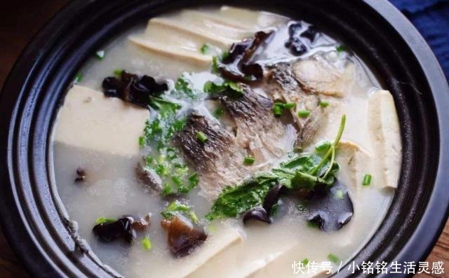 激发出来|不管炖什么鱼,烹饪过程千万不要用“它”,不然鱼肉又腥又难吃!