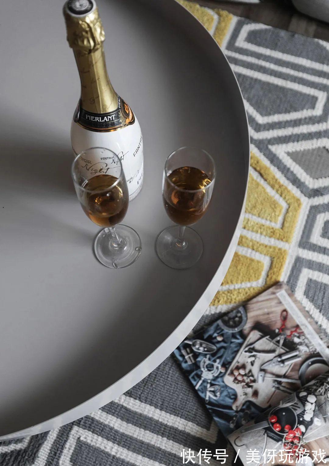 布置|100㎡现代简约，年轻人的家，没有什么浮夸，全是舒适的生活感