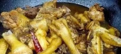 无论炖鲜鸡冻鸡，切记不要焯水，大厨教你一招，肉鲜嫩营养不流失