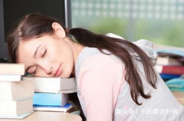 异常|肝不好的女人,早起会有3种异常,肝硬化顺势而起,肝癌悄然而至