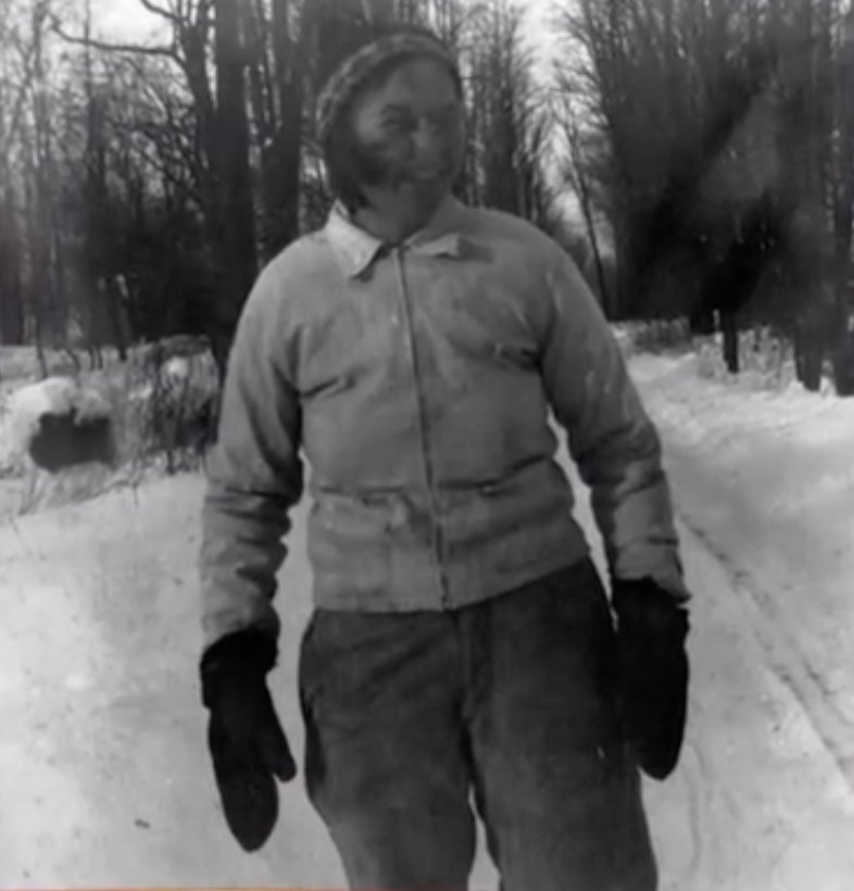 造出美国第一颗核弹的女人，她躲到中国悄悄养牛。