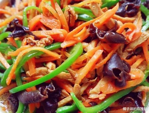 一道非常美味的家常菜，青椒肉丝，低脂西兰花木耳炒虾仁，鱼香肉丝，超下饭