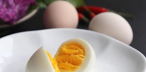 饱腹感|每天清晨吃一鸡蛋,4大好处将随之而来,为健康了解一下