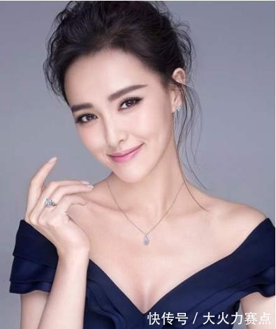 发型|女人无论多少岁,扎头发记住3个技巧,简单耐看显气质,谁扎谁美!