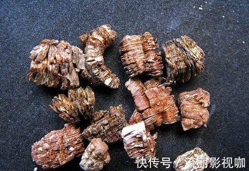 黑云母|这种养花好料知道的人很少，土里加一点透气又保温，扦插时也有用