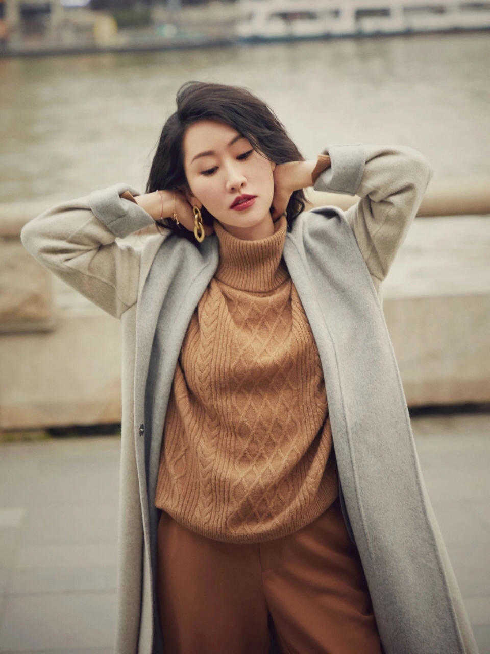 穿搭|降温了,怎么能错过大衣呢?这样搭配更时尚,重点是保暖