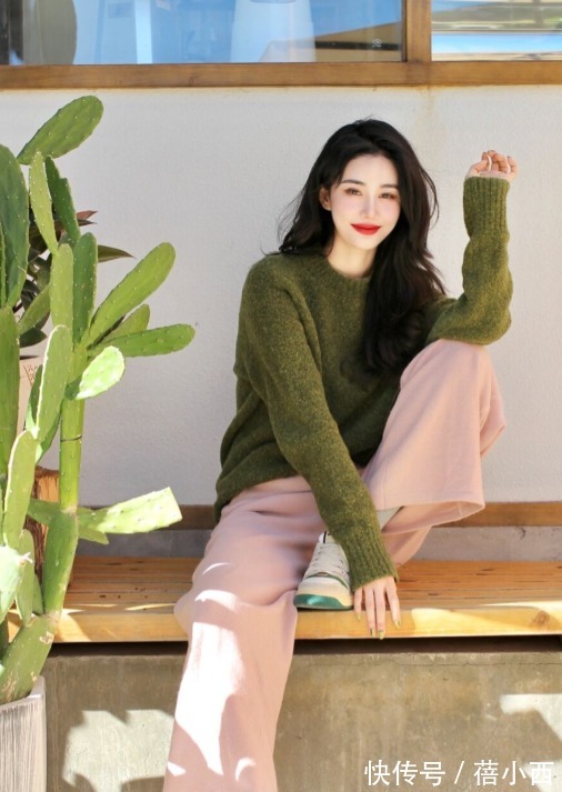 时髦 紧身裤out了!今年流行“阔腿裤”,搭配毛衣、羽绒服保暖又时髦