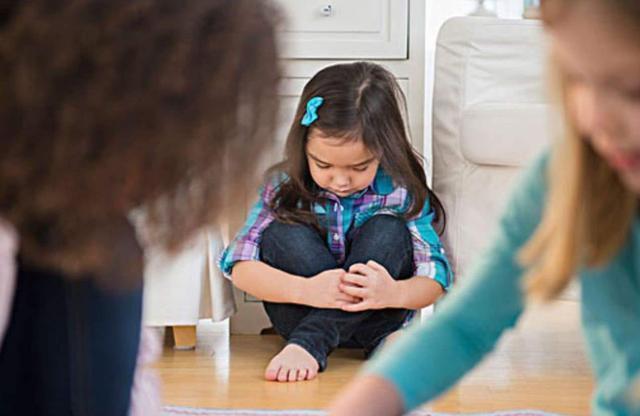 名字|爸爸姓“奸”,妈妈想让儿子随自己姓,爷爷随口一取全家人称赞不已