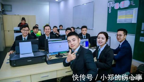 开发商|炒房者和开发商亏了，中介也跑不了，门店有十几个人离职