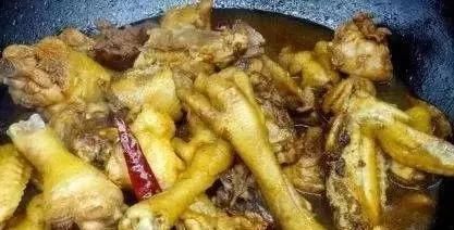 炒鸡|无论炖鲜鸡冻鸡，切记不要焯水，大厨教你一招，肉鲜嫩营养不流失