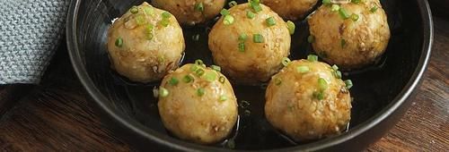  白萝卜|传统萝卜丸子大都是炸的，一点儿都不油腻，鲜香劲道，好吃又营养