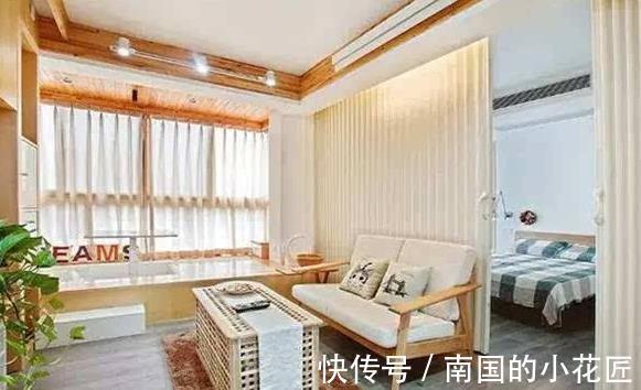 家装|客厅阳台改造成榻榻米，看了朋友家的新房装修，后悔我家装早了