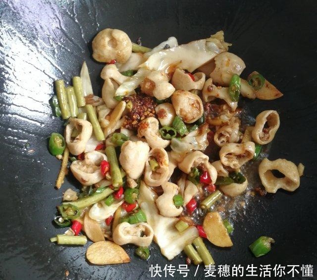 麻辣肥肠,下酒下饭都棒极了!