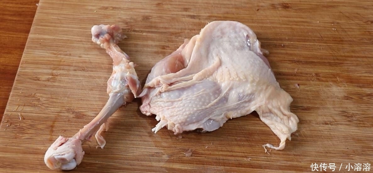 做法|用烤箱做的纸包葱油鸡,比红烧鸡还香,做法太简单了