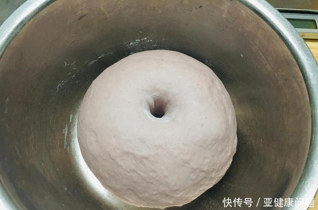 在家自制懒人版披萨,比面包好吃,做法还简单