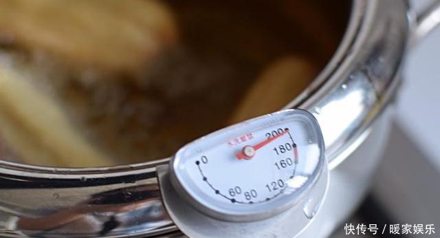  我家油条从不买，自己做各个空心，配方屡试不爽，我每次都成功