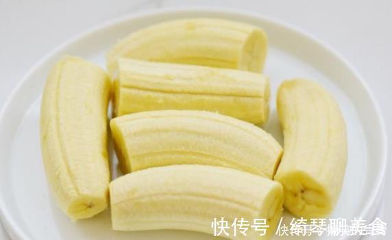 香蕉,这样做健康又好吃,外脆里嫩,大人孩子抢着吃,一盘都不够