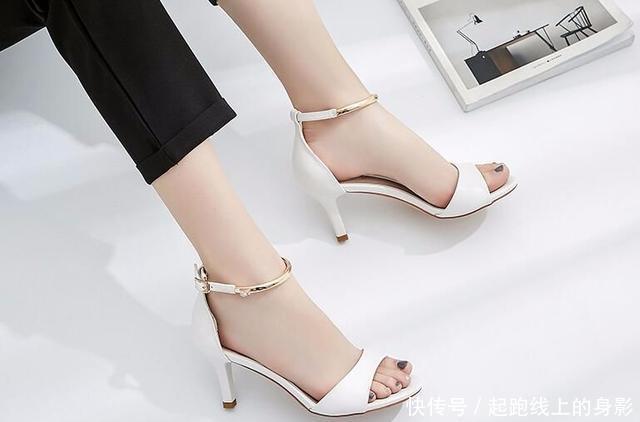 一字带 小资情调的高跟凉鞋,性感的小女人,美丽迷人