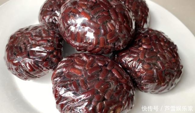 冬天,少吃水果多吃红豆,一次煮好放冰箱,随吃随拿,真省事