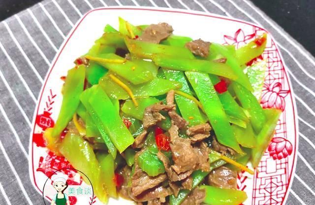 简单|这两样食材一起炒,真不错,鲜香脆嫩,简单又营养,难怪儿子爱吃