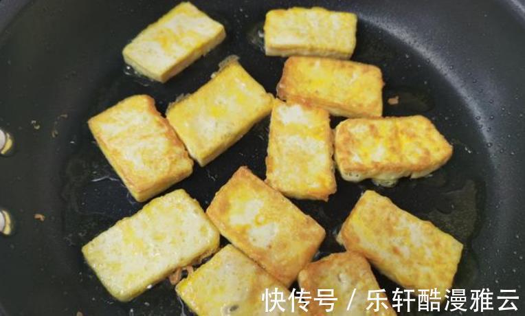 冬日进补,猪肉牛肉靠边站,多给家人吃它,软嫩入味,太解馋了