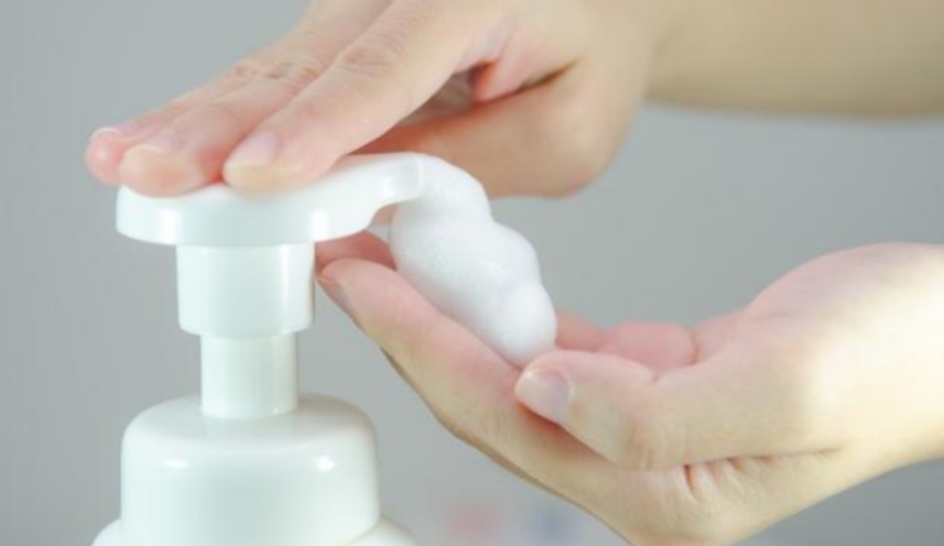 护肤 女生最爱的5个“毁灭性护肤”,第3个人都在用,难怪皮肤越来越差