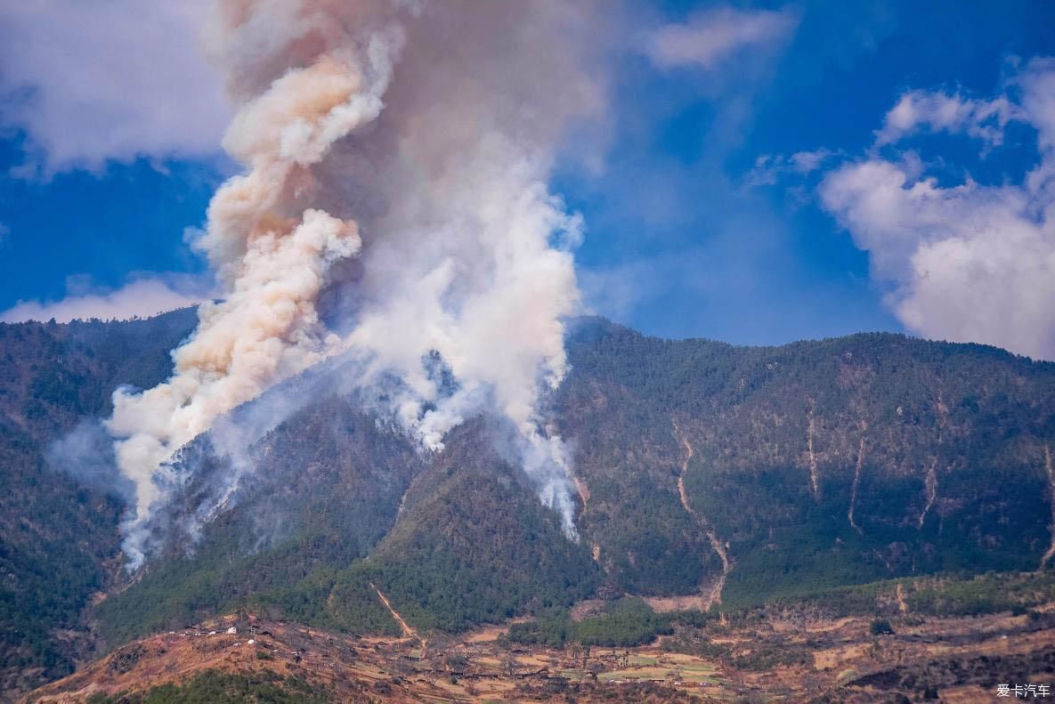 喜欢自驾游 自驾横断山脉：1000公里大环线，澜沧江边转山，