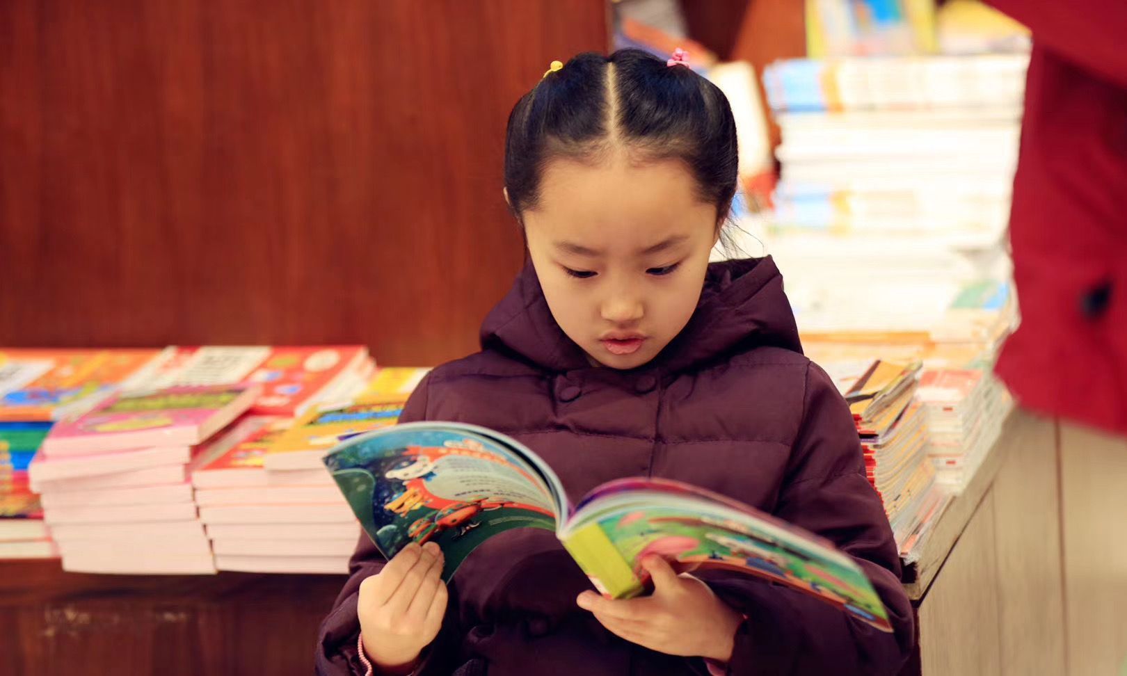 小孩儿|离异家庭孩子很敏感!这3个戳心的问题,亲戚千万别拿去刺激孩子