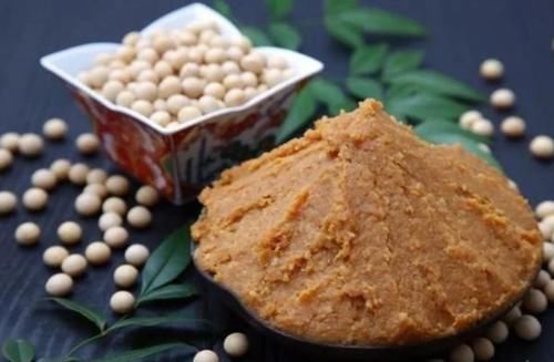 2021年最新高嘌呤食物名單公布，雞精排第3，榜首多半人在吃